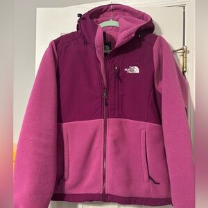 Women’s North Face Jacket